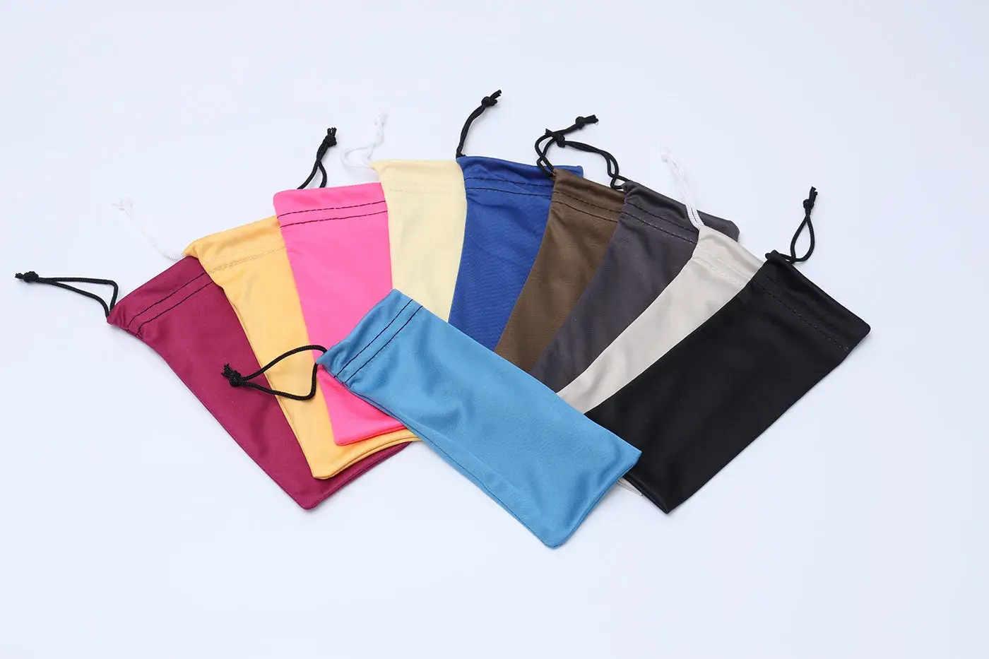 Solid color microfiber drawstring pouch for eyeglasses