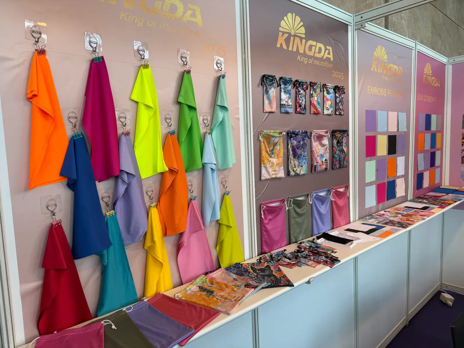 Kingda MIDO trade-show booth and microfiber product display, photo 15