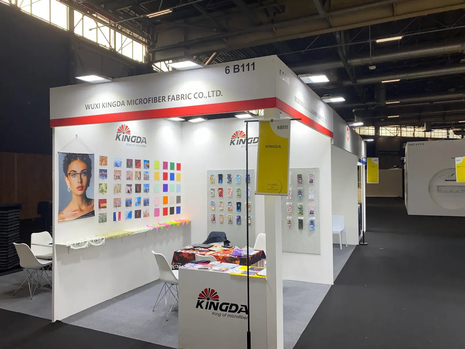 Kingda SILMO trade-show booth and microfiber product display, photo 11